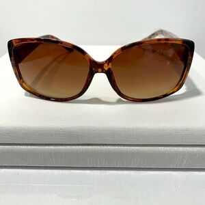 Foster grant square style tortoise sunglasses